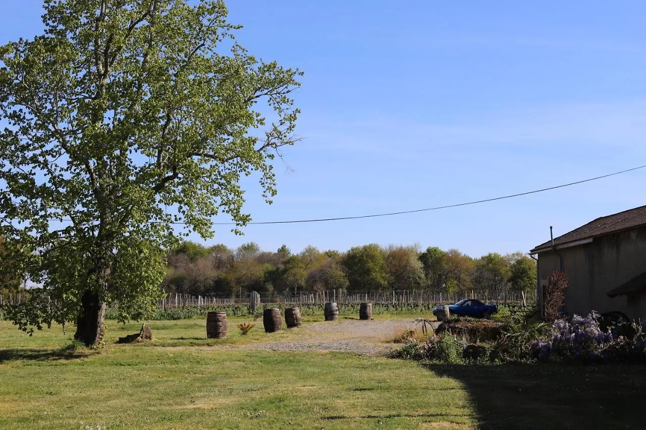 Gites At Le Prielle Madiran Francja