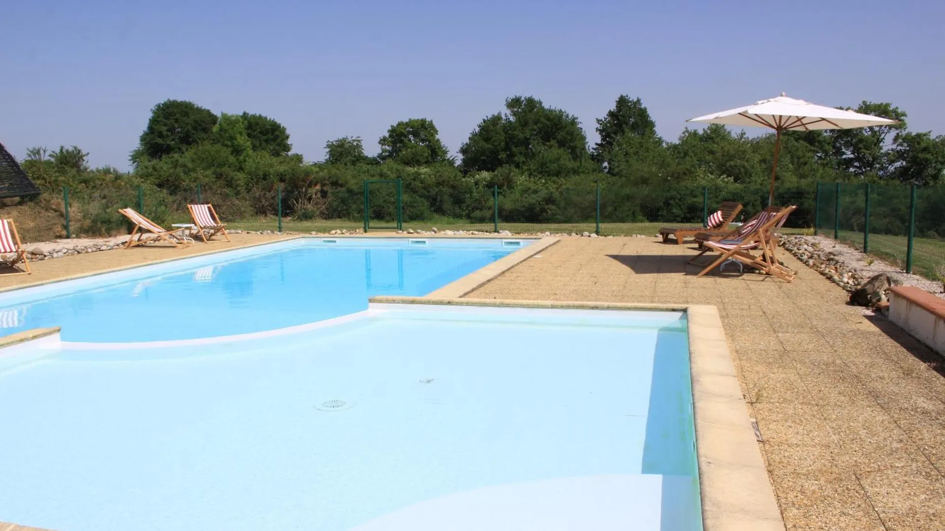 Gites At Le Prielle Madiran 0*,